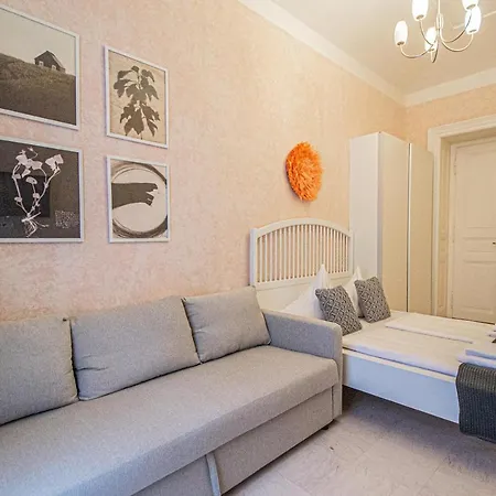 Rose Ruterra Apartment *